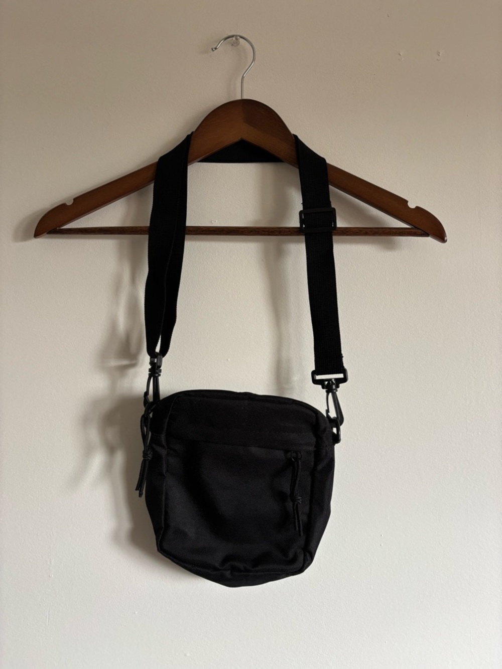 SHEIN Black Compact Crossbody Bag